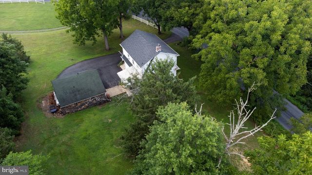1562 YELLOW SPRINGS RD, Chester Springs, PA 19425