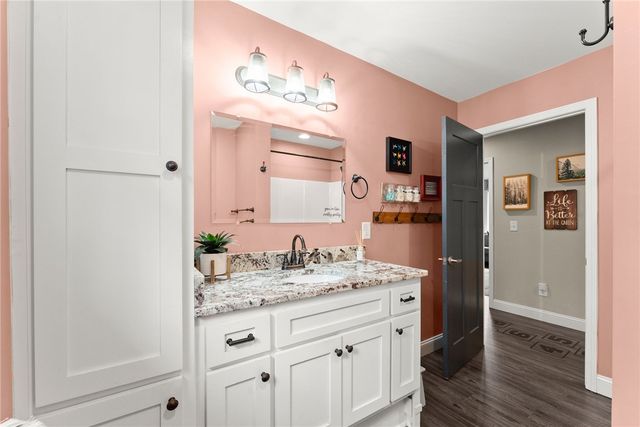 97 Cherokee Road, Toccoa, GA 30577