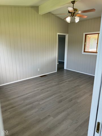 2585 Union Street, Columbus, IN 47201