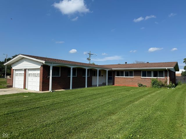 2585 Union Street, Columbus, IN 47201