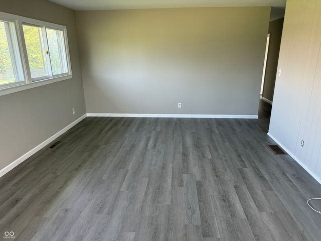 2585 Union Street, Columbus, IN 47201