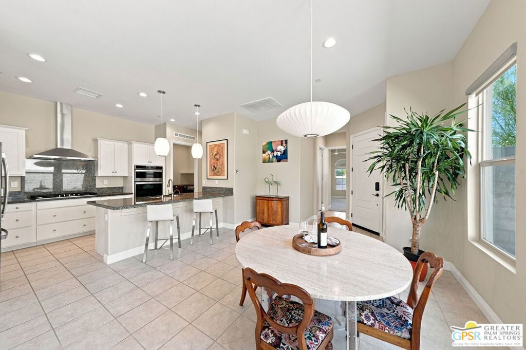 Image 13 of property listing at 76 Burgundy, Rancho Mirage, CA 92270
