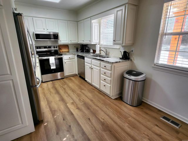 3320 North Hills Boulevard, North Little Rock, AR 72116