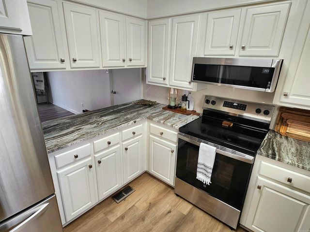 3320 North Hills Boulevard, North Little Rock, AR 72116