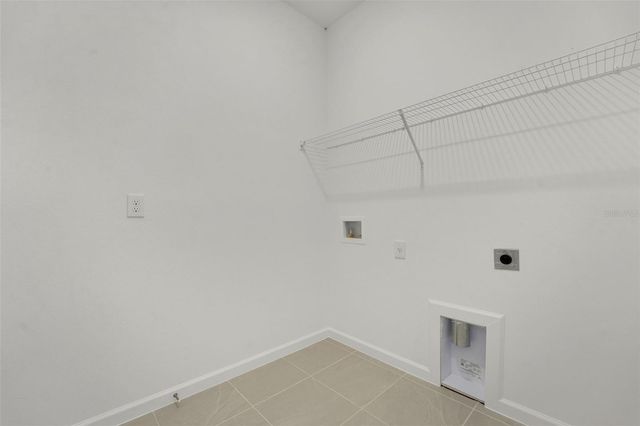 2023 FIRETHORN LOOP, Haines City, FL 33844