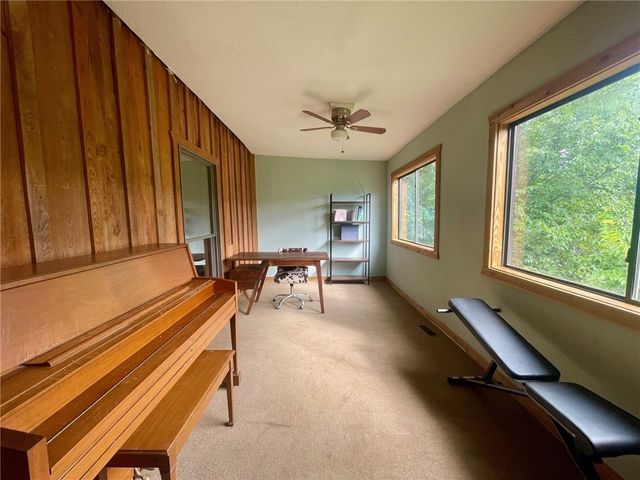 452 Marion County 3048, Yellville, AR 72687