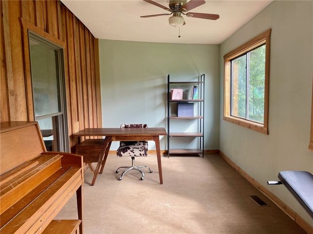 452 Marion County 3048, Yellville, AR 72687