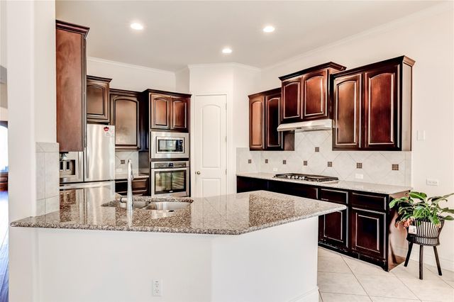 15517 Bended Knee DR, Austin, TX 78717
