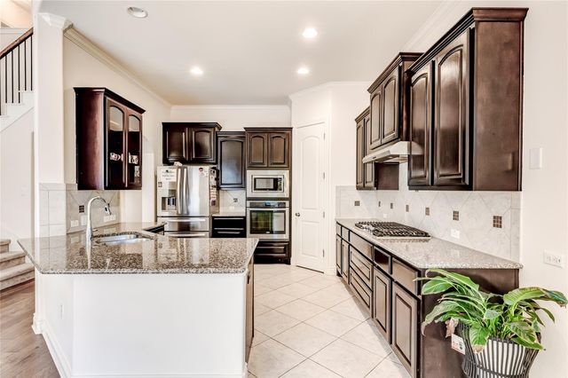 15517 Bended Knee DR, Austin, TX 78717
