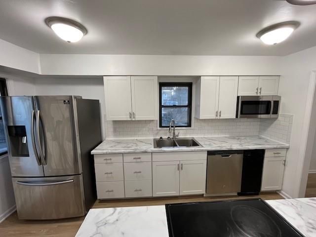 1111 SW Mission Place, Lee's Summit, MO 64081