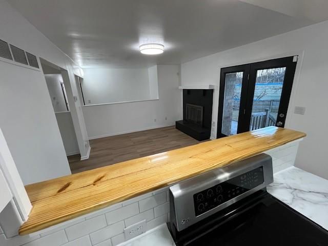 1111 SW Mission Place, Lee's Summit, MO 64081