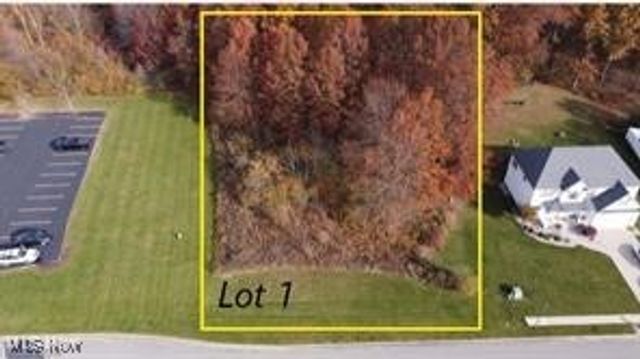 200 Terra Bella Drive 1, Youngstown, OH 44505