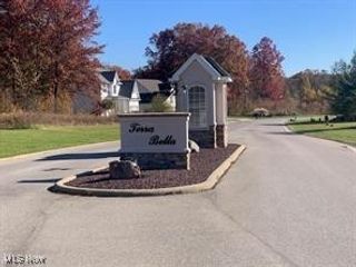 200 Terra Bella Drive 1, Youngstown, OH 44505
