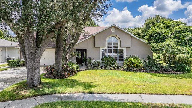 6536 NORTHLAKE DRIVE, Zephyrhills, FL 33542