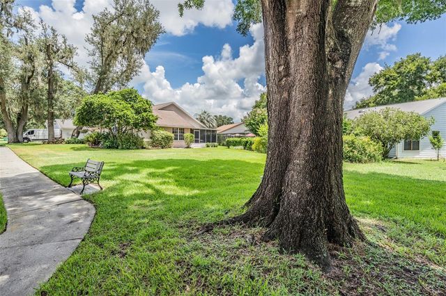 6536 NORTHLAKE DRIVE, Zephyrhills, FL 33542