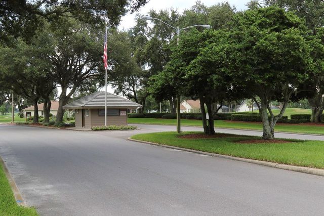 6536 NORTHLAKE DRIVE, Zephyrhills, FL 33542