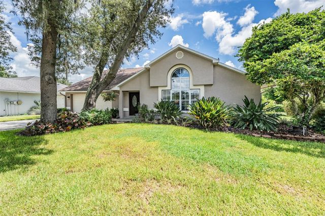 6536 NORTHLAKE DRIVE, Zephyrhills, FL 33542