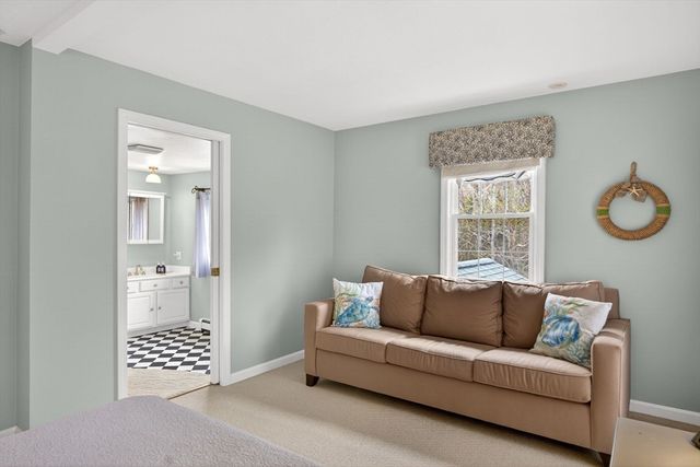 1 Peaked Cliff, Bourne, MA 02562