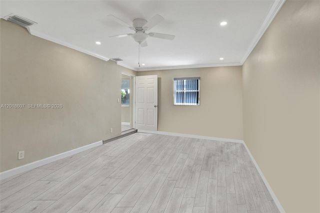 3401 NW 7th St, Lauderhill, FL 33311
