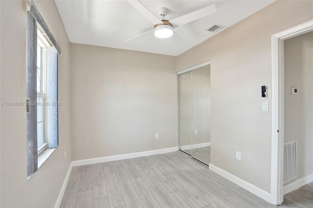 3401 NW 7th St, Lauderhill, FL 33311