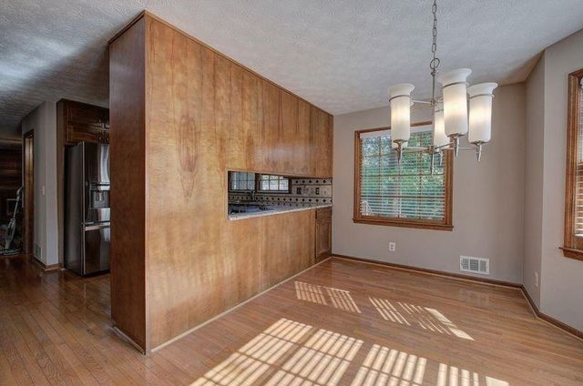 260 Spring Ridge Drive, Roswell, GA 30076