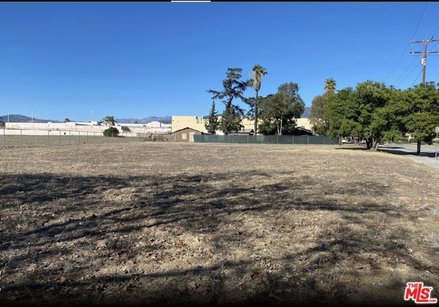 2445 N Towne Avenue, Pomona, CA 91767