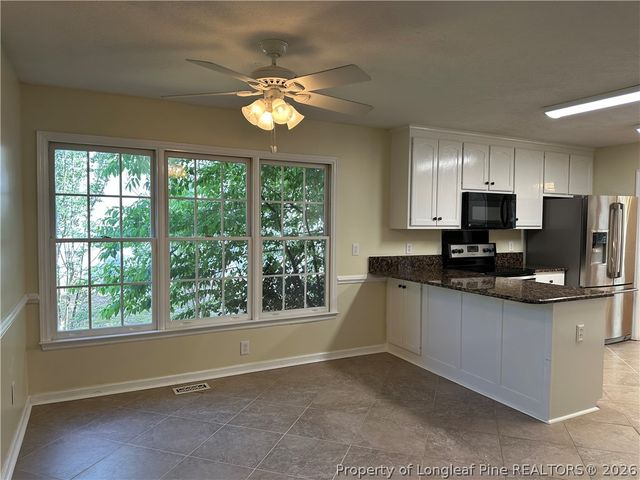 2827 Beringer Drive, Hope Mills, NC 28306