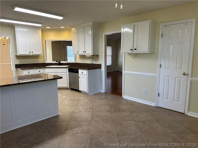 2827 Beringer Drive, Hope Mills, NC 28306