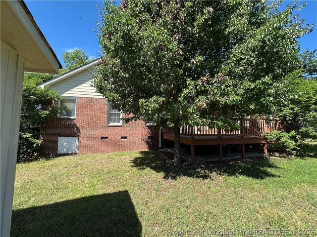 2827 Beringer Drive, Hope Mills, NC 28306