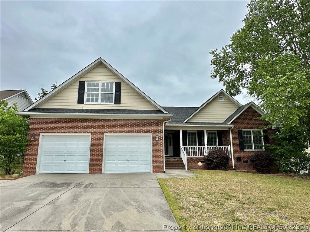 2827 Beringer Drive, Hope Mills, NC 28306