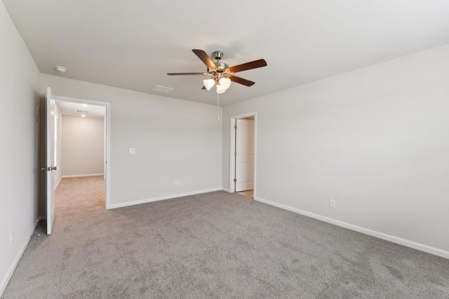 105 MEADOW RIDGE WAY, Staunton, VA 24401