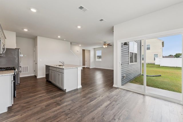 105 MEADOW RIDGE WAY, Staunton, VA 24401