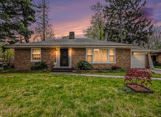 925 Orchard Avenue, Muskegon City, MI 49442