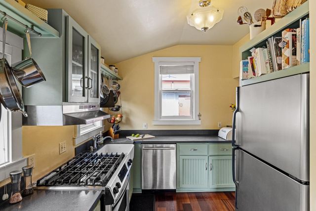 705 Union Street, Pacific Grove, CA 93950