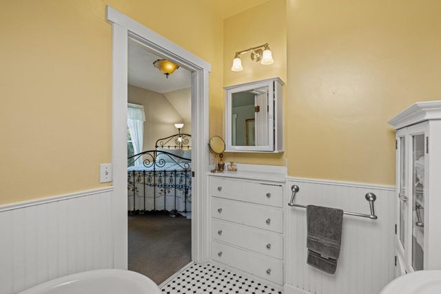 705 Union Street, Pacific Grove, CA 93950