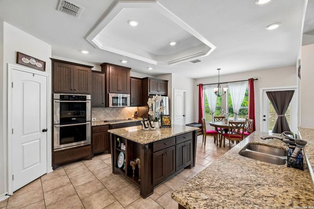 1544 COUNTY ROAD 2801 E, Mico, TX 78056