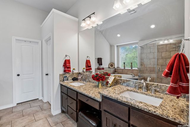 1544 COUNTY ROAD 2801 E, Mico, TX 78056