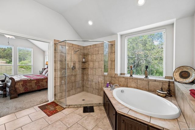 1544 COUNTY ROAD 2801 E, Mico, TX 78056