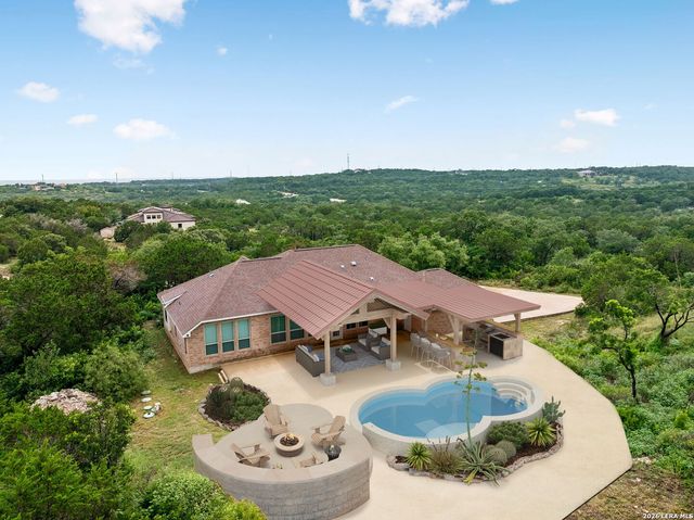 1544 COUNTY ROAD 2801 E, Mico, TX 78056