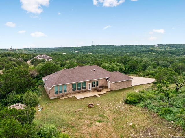 1544 COUNTY ROAD 2801 E, Mico, TX 78056