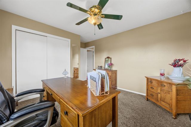 790 Leslie Court, Robins, IA 52328
