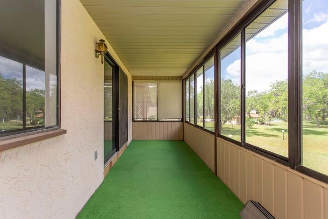 513 FAIRWAYS CIRCLE B, Ocala, FL 34472