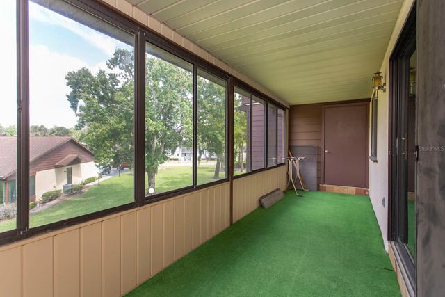 513 FAIRWAYS CIRCLE B, Ocala, FL 34472