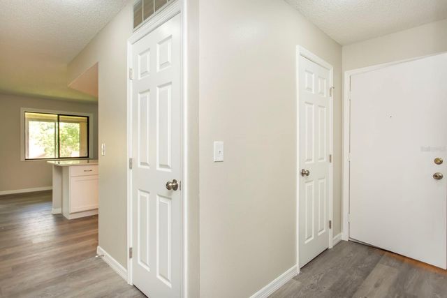 513 FAIRWAYS CIRCLE B, Ocala, FL 34472