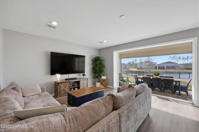 377 MUHLY GRASS Street, Yulee, FL 32097