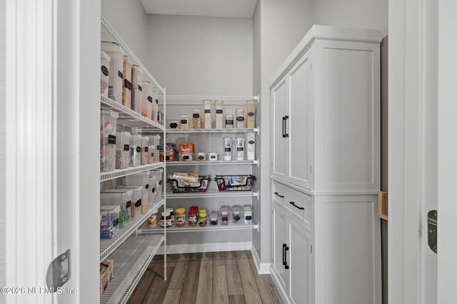 377 MUHLY GRASS Street, Yulee, FL 32097