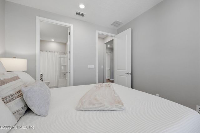 377 MUHLY GRASS Street, Yulee, FL 32097