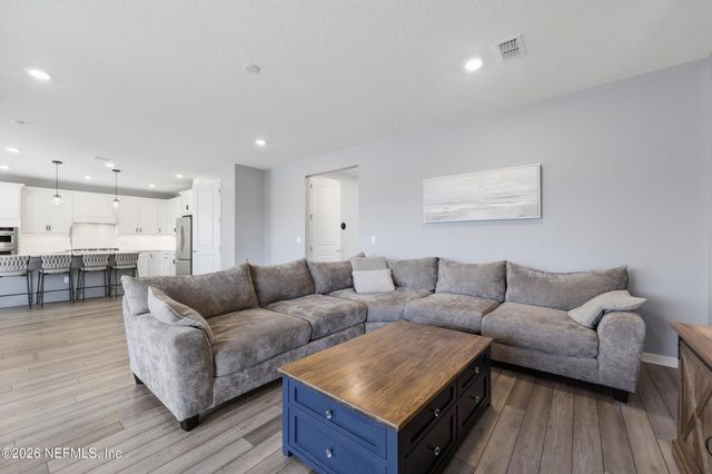 377 MUHLY GRASS Street, Yulee, FL 32097