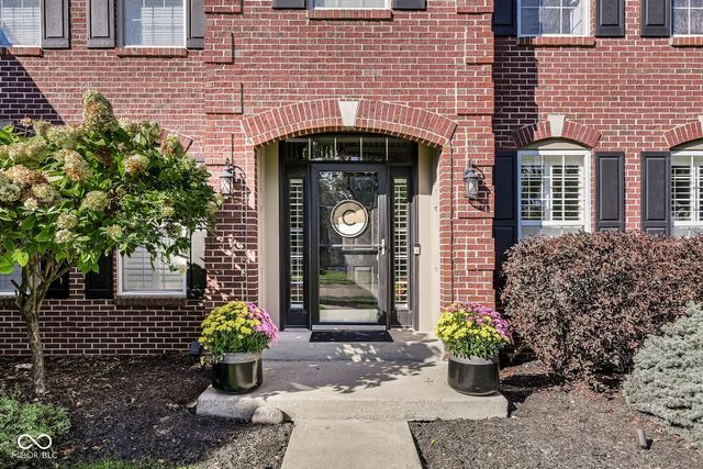 12498 Shadow Cove Way, Carmel, IN 46033