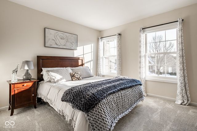 12498 Shadow Cove Way, Carmel, IN 46033